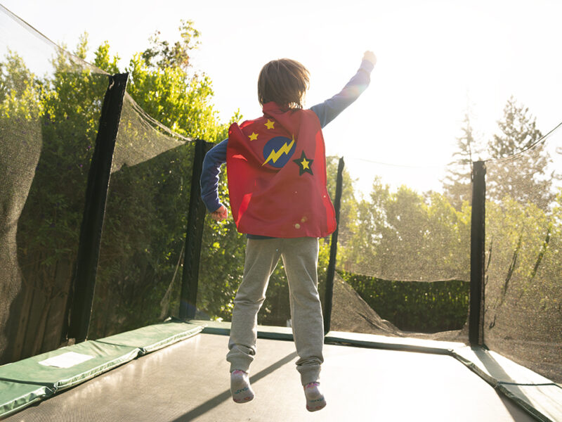 Red Cape - Image 6