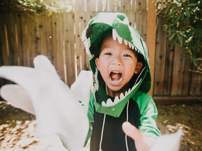 Chomping Mechanical Dinosaur Costume - Image 4