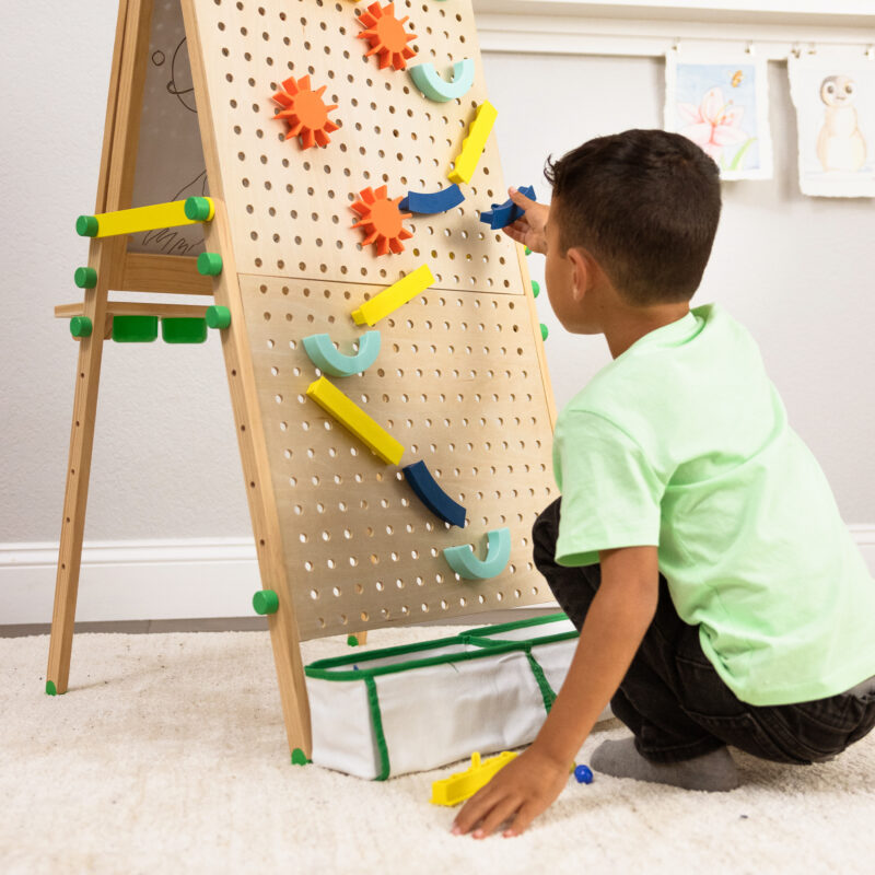 Marble Run + Art Easel - Image 4