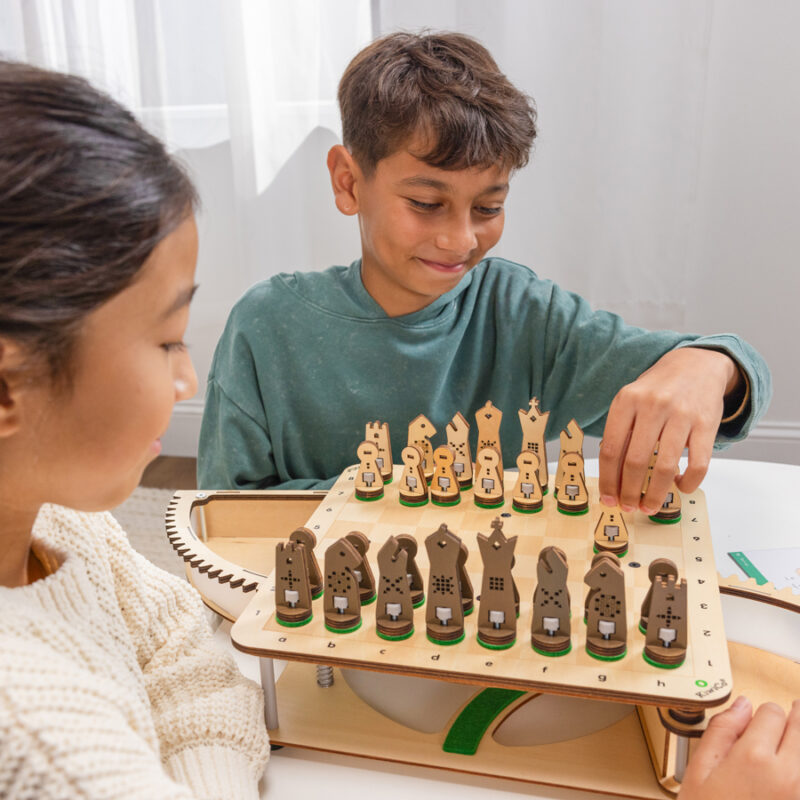 Build & Play Chess Set - Image 4