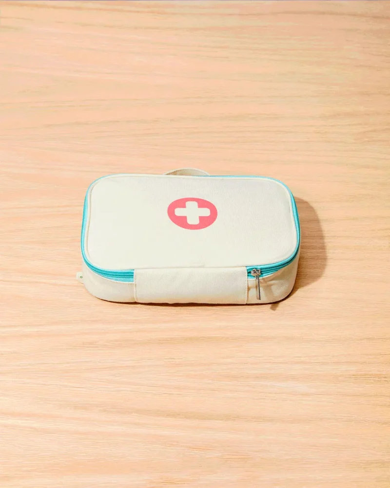 Pretend Play Doctor's Kit - Image 2