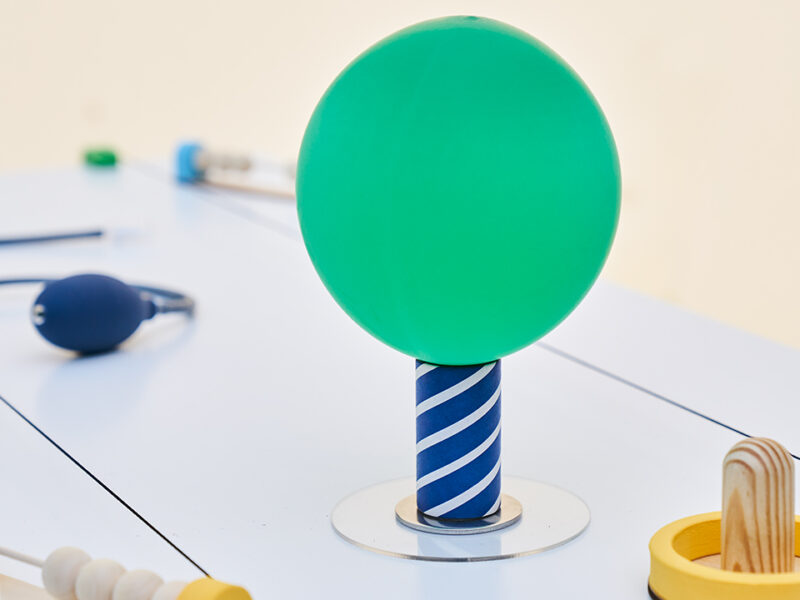 Air Hockey - Image 2