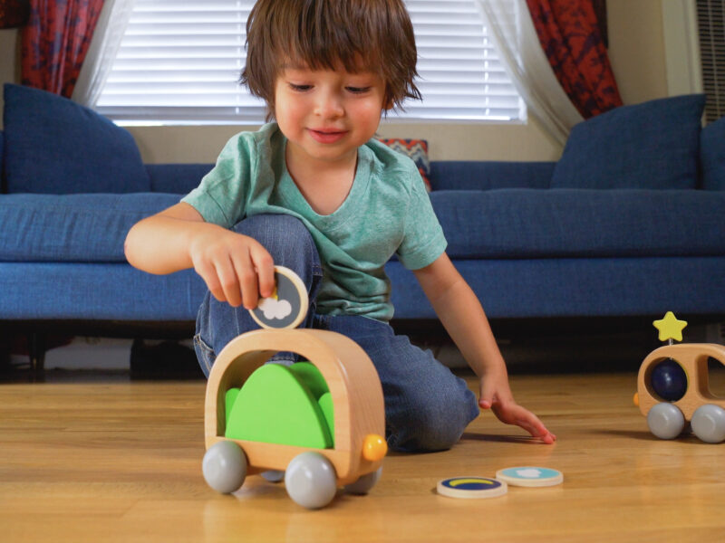 Magnetic Car Set - Image 2